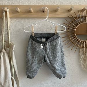 H&M organic 4-6 month baby joggers